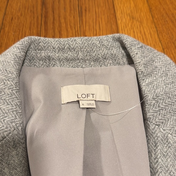 ✨Loft Gray Houndstooth Patterned Blazer ✨ - Picture 2 of 4